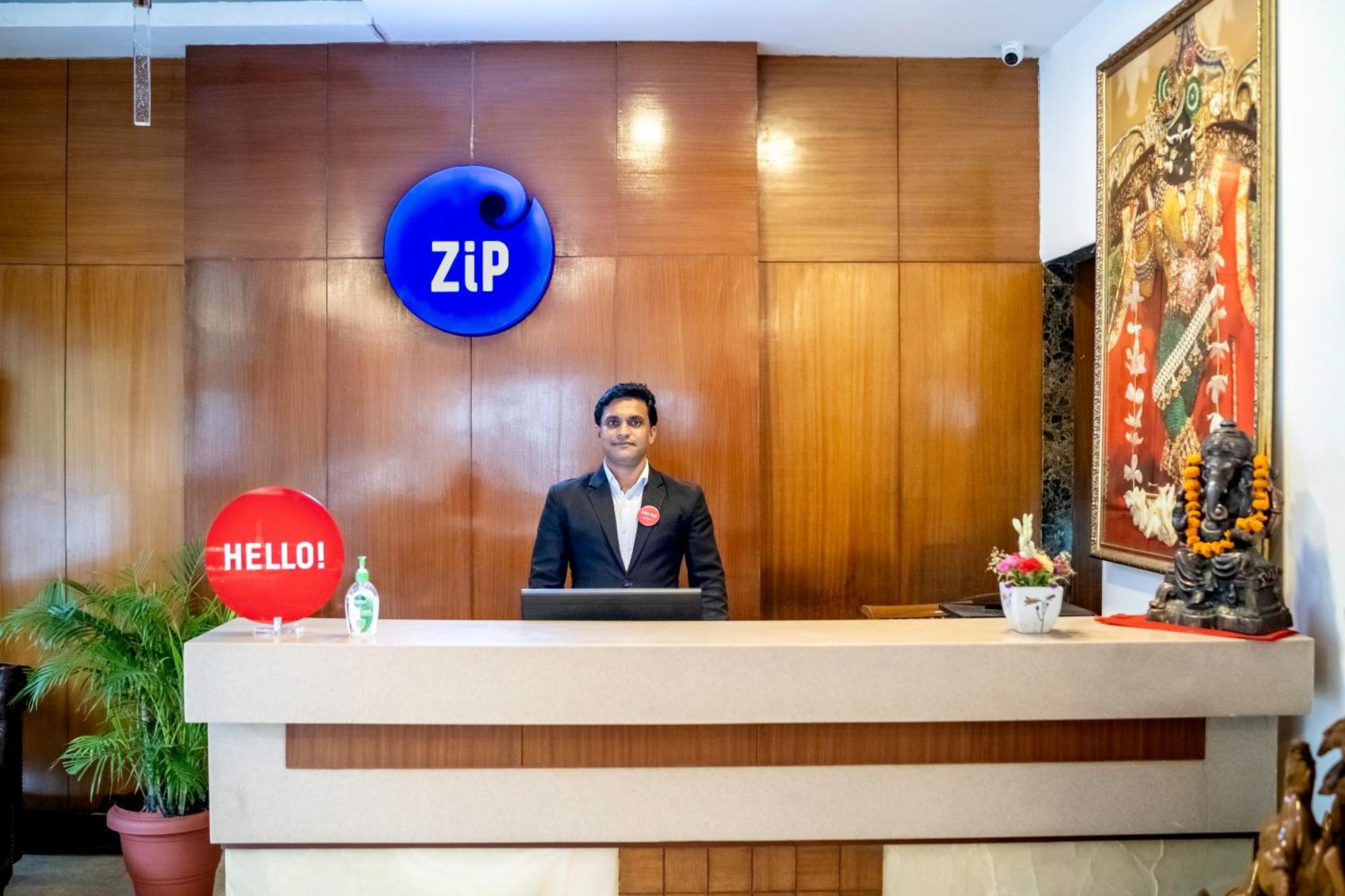 Zip By Spree Hotels Delhi Greater Kailash New Delhi Exterior photo